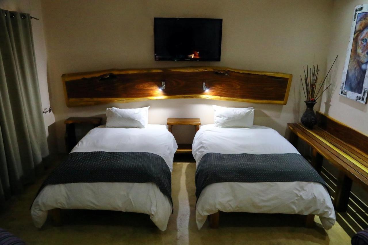 Cest Si Bon Hotel Otjiwarongo Esterno foto